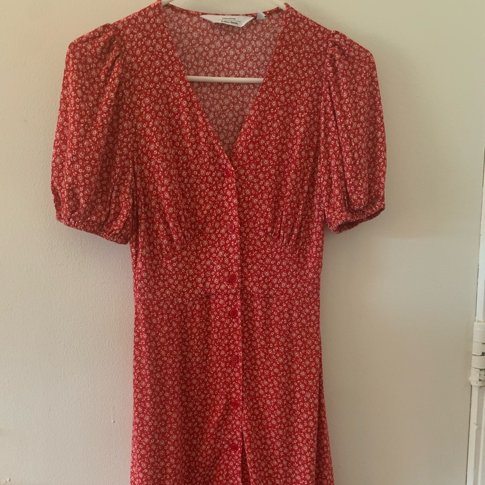 Women’s Paris Altelier Red Floral Women's Dress size 0